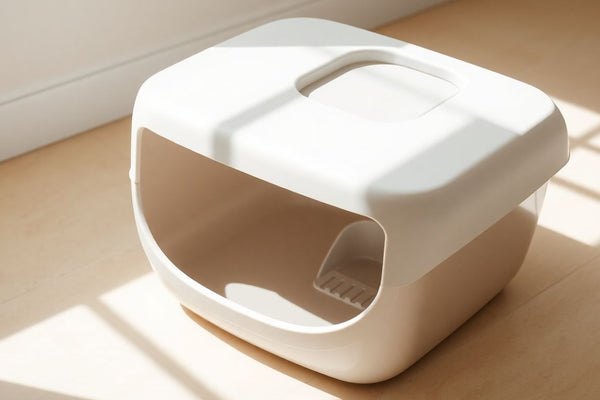 The Ultimate Guide to Choosing a Cat Litter Box with Scoop